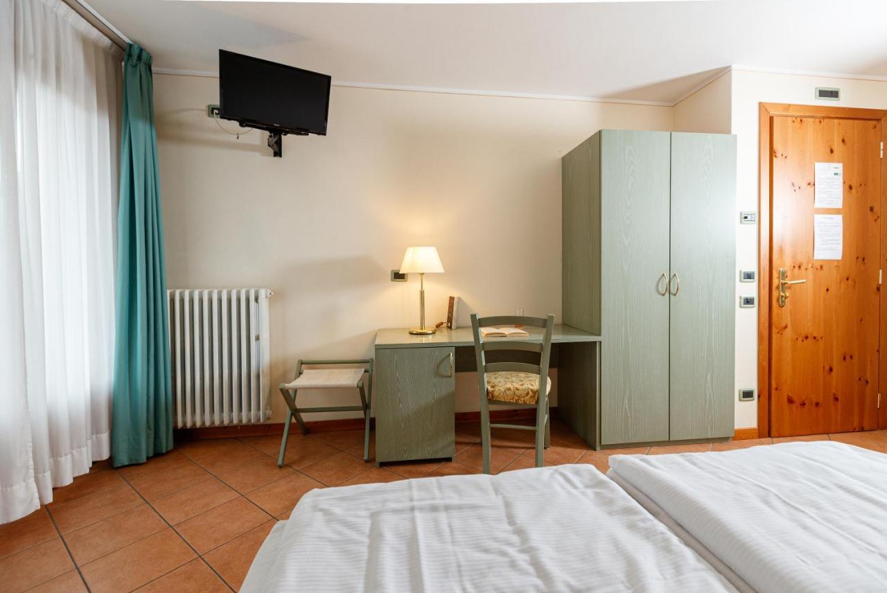 Hotel Villa Rina Бормио Екстериор снимка