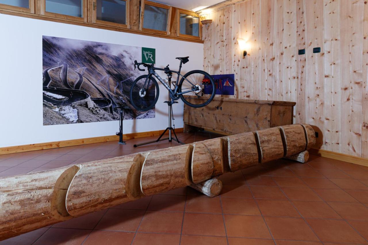 Hotel Villa Rina Бормио Екстериор снимка